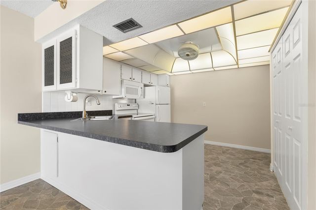 1655 S HIGHLAND AVENUE E219, Clearwater, FL 33756