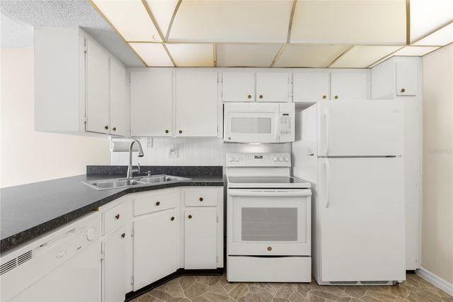 1655 S HIGHLAND AVENUE E219, Clearwater, FL 33756