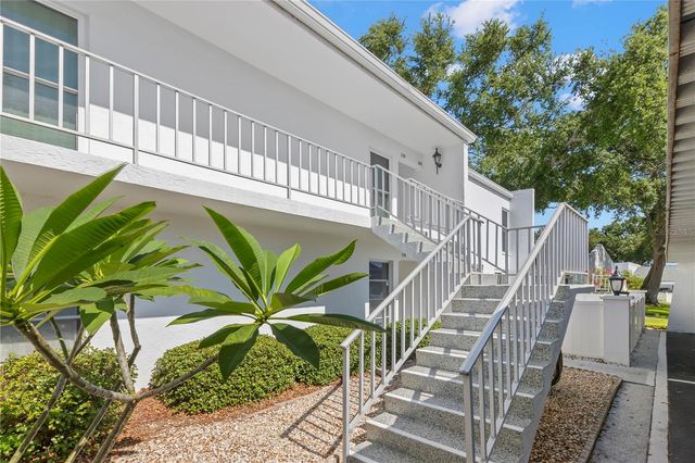 1655 S HIGHLAND AVENUE E219, Clearwater, FL 33756