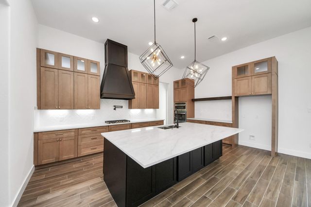 339 Hunter Court, Rosharon, TX 77583