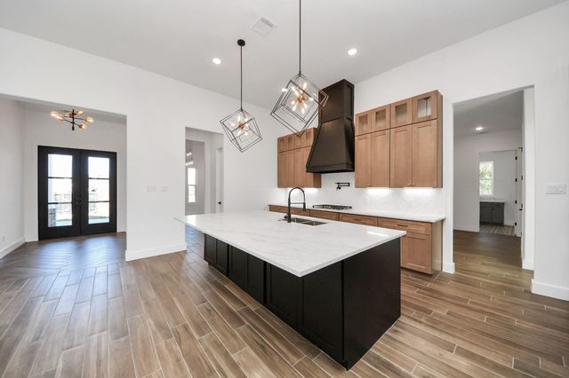 339 Hunter Court, Rosharon, TX 77583