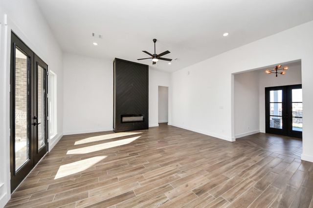 339 Hunter Court, Rosharon, TX 77583