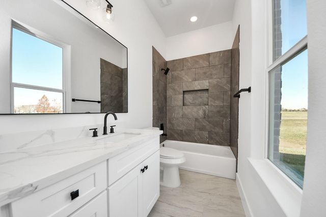 339 Hunter Court, Rosharon, TX 77583