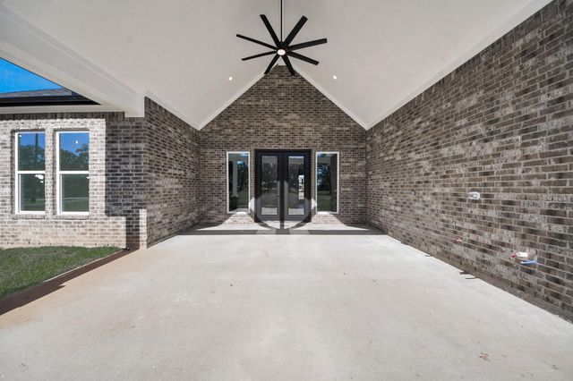 339 Hunter Court, Rosharon, TX 77583