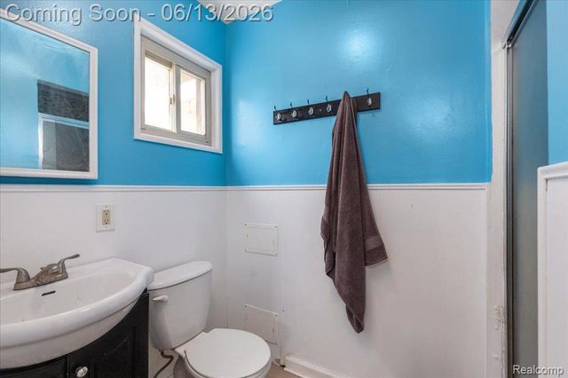 1746 Ashstan Drive, Walled Lake, MI 48390