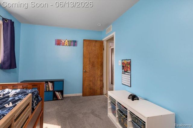 1746 Ashstan Drive, Walled Lake, MI 48390