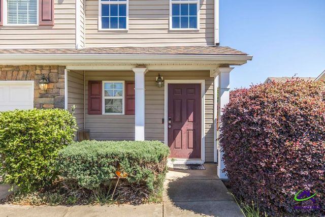 212 Burr Drive, Byron, GA 31008