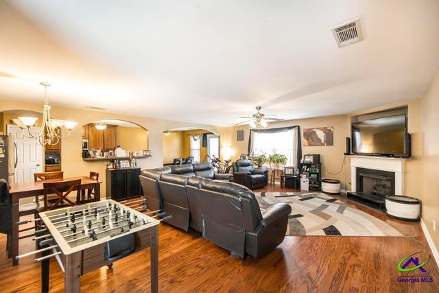 212 Burr Drive, Byron, GA 31008