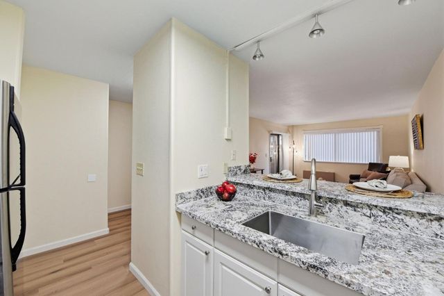 980 Kiely Boulevard 115, Santa Clara, CA 95051