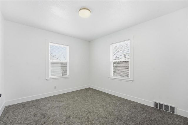 4043 Monroe Avenue, Kansas City, MO 64130