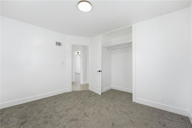 4043 Monroe Avenue, Kansas City, MO 64130