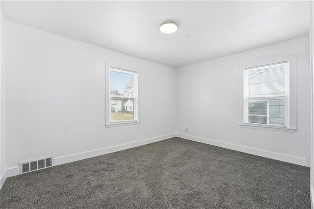 4043 Monroe Avenue, Kansas City, MO 64130