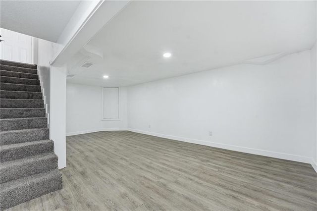 4043 Monroe Avenue, Kansas City, MO 64130