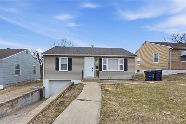 4043 Monroe Avenue, Kansas City, MO 64130