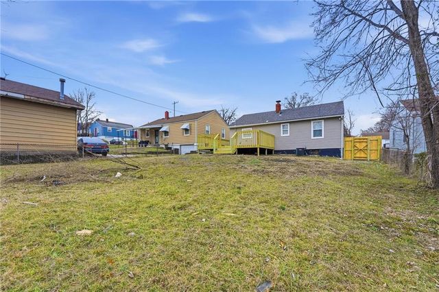 4043 Monroe Avenue, Kansas City, MO 64130