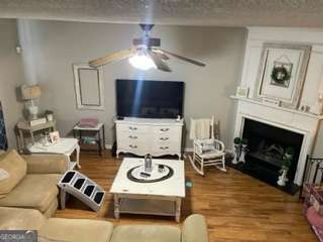 1713 Stanwood Drive NW, Kennesaw, GA 30152