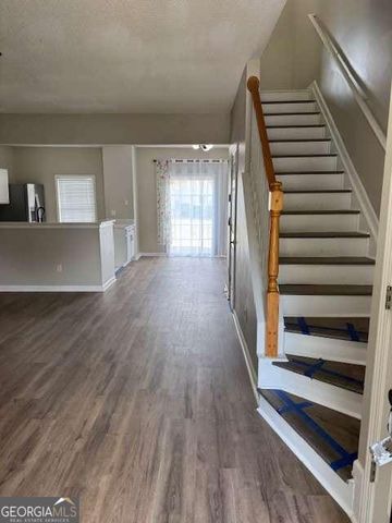 1713 Stanwood Drive NW, Kennesaw, GA 30152