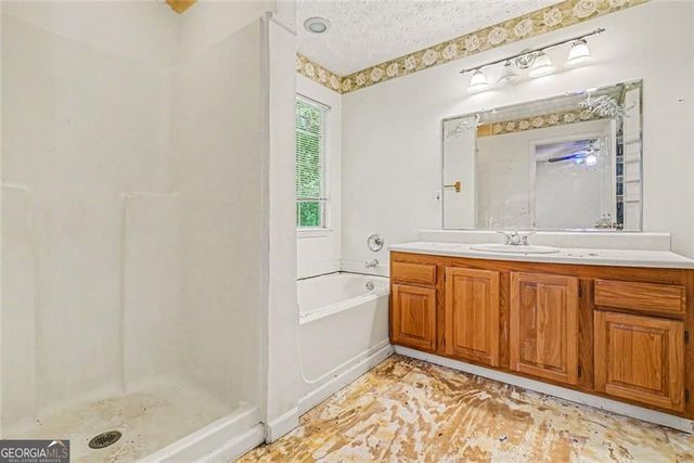 7115 Hillcrest Chase Drive SW, Austell, GA 30168