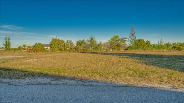 1111 NW 3rd PL, Cape Coral, FL 33993