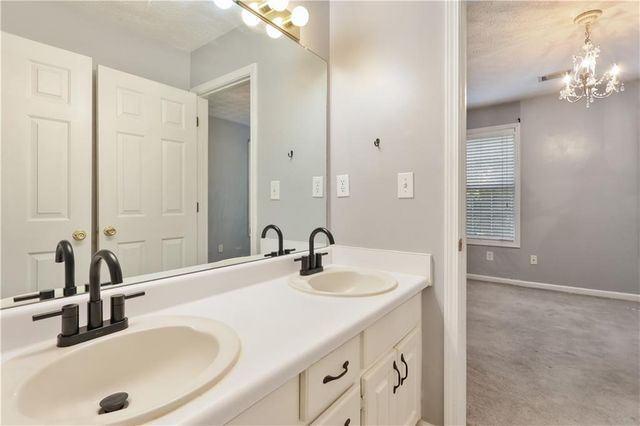 129 Avalon Drive, Mcdonough, GA 30252