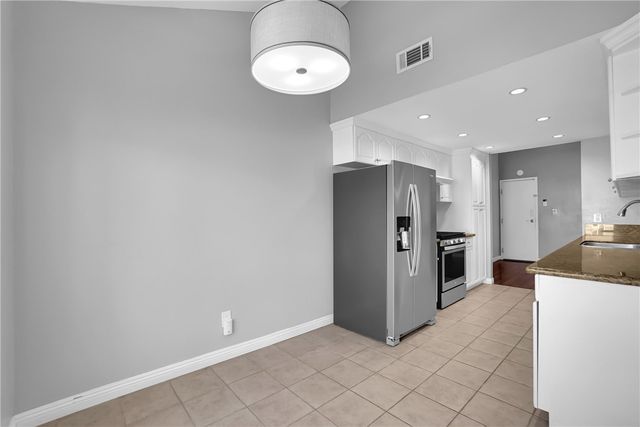 2956 Haddonfield, Fullerton, CA 92831