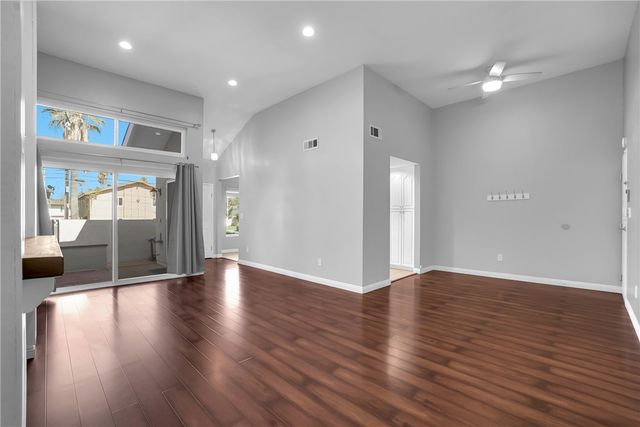 2956 Haddonfield, Fullerton, CA 92831
