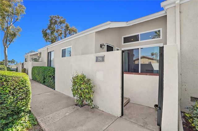 2956 Haddonfield, Fullerton, CA 92831