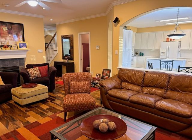 1111 Mulberry Lane, Bellaire, TX 77401