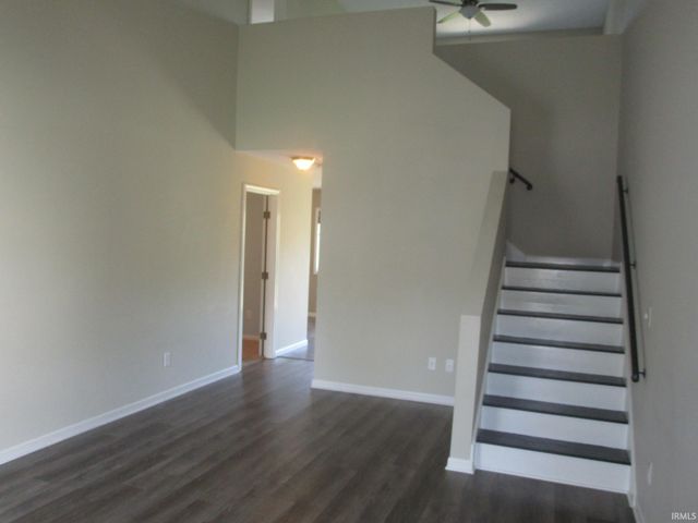 812 Apple Hill Way, Angola, IN 46703