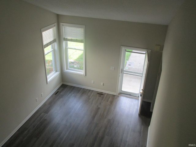 812 Apple Hill Way, Angola, IN 46703