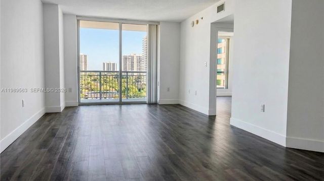 9055 SW 73rd Ct 1201, Miami, FL 33156