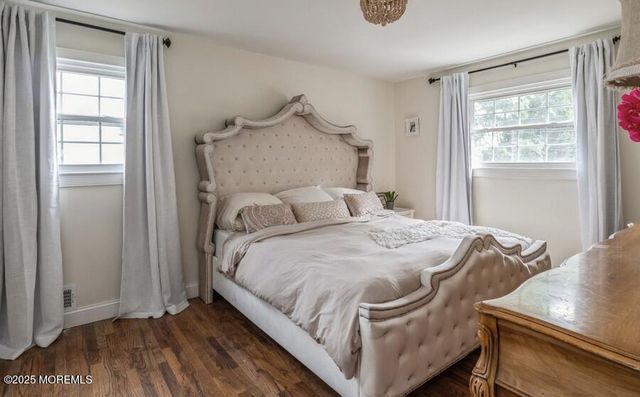 24 Layton Avenue, Pine Beach, NJ 08741