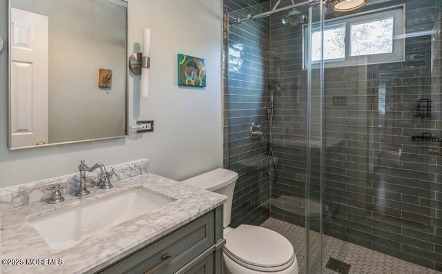 24 Layton Avenue, Pine Beach, NJ 08741