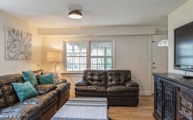 24 Layton Avenue, Pine Beach, NJ 08741