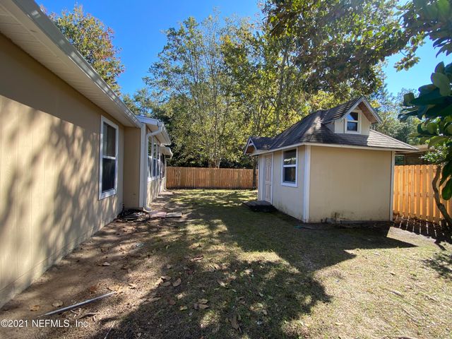 910 FORD WOOD Drive, Jacksonville, FL 32218