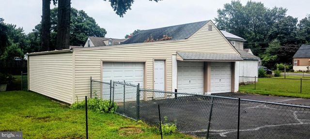 2307 STATE ROAD, Croydon, PA 19021