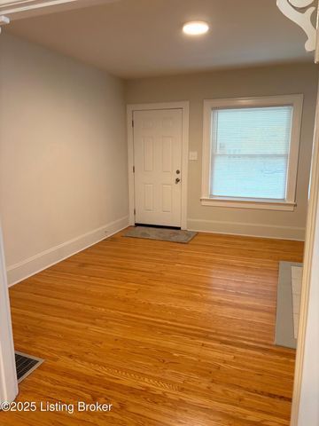 4823 S 4th St, Louisville, KY 40214