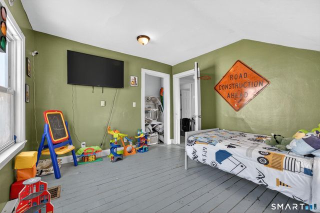 22 Grove Street, Sterling, CT 06377