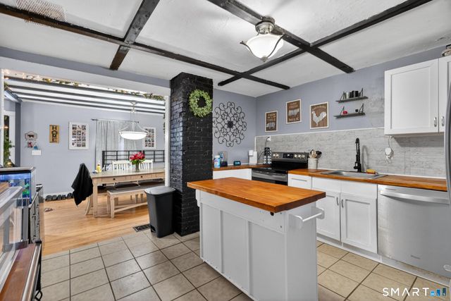 22 Grove Street, Sterling, CT 06377