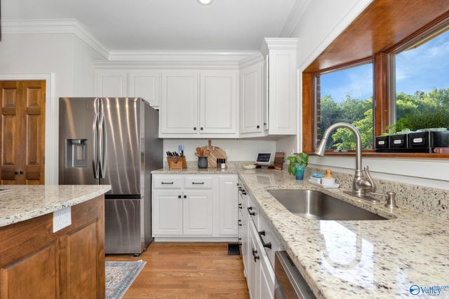 1707 Winston Street, Guntersville, AL 35976