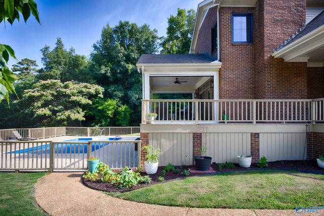 1707 Winston Street, Guntersville, AL 35976
