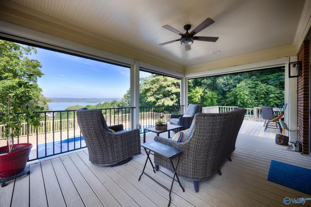 1707 Winston Street, Guntersville, AL 35976