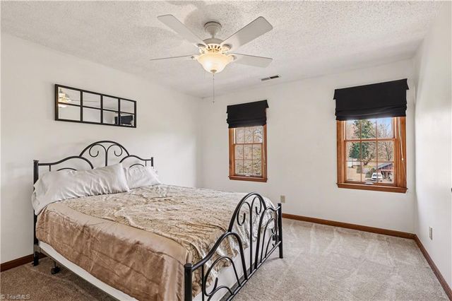 1309 Linview Drive, Kernersville, NC 27284