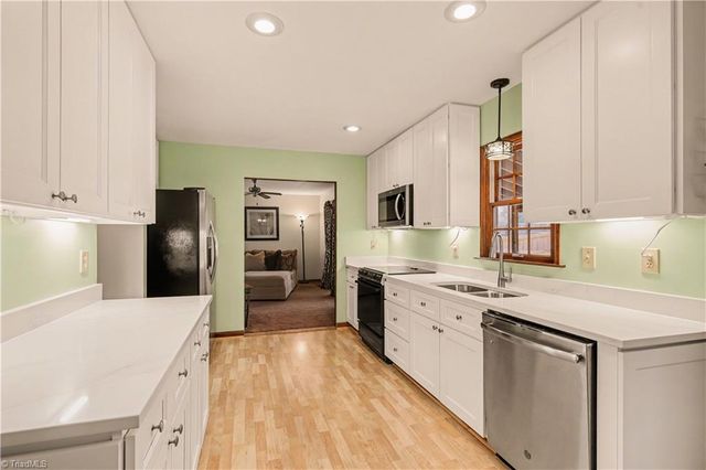 1309 Linview Drive, Kernersville, NC 27284