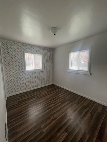 4030 MCCLELLAND Avenue, Erie, PA 16510