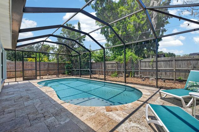 1017 E INDIAN OAKS, Daytona Beach, FL 32117