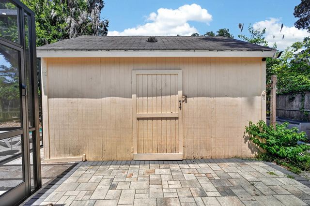 1017 E INDIAN OAKS, Daytona Beach, FL 32117