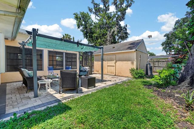 1017 E INDIAN OAKS, Daytona Beach, FL 32117
