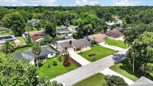 1017 E INDIAN OAKS, Daytona Beach, FL 32117