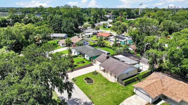 1017 E INDIAN OAKS, Daytona Beach, FL 32117